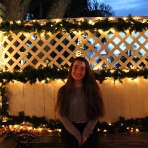 Meet your Posher, Isabel